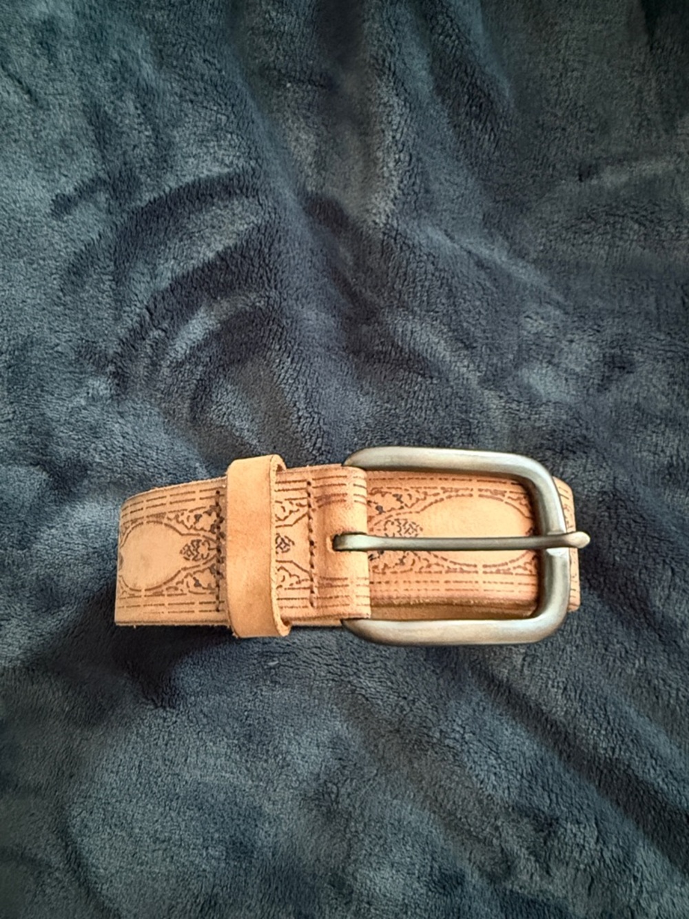Levi's Tan Embossed Leather Belt with Brushed Metal Buckle size 32